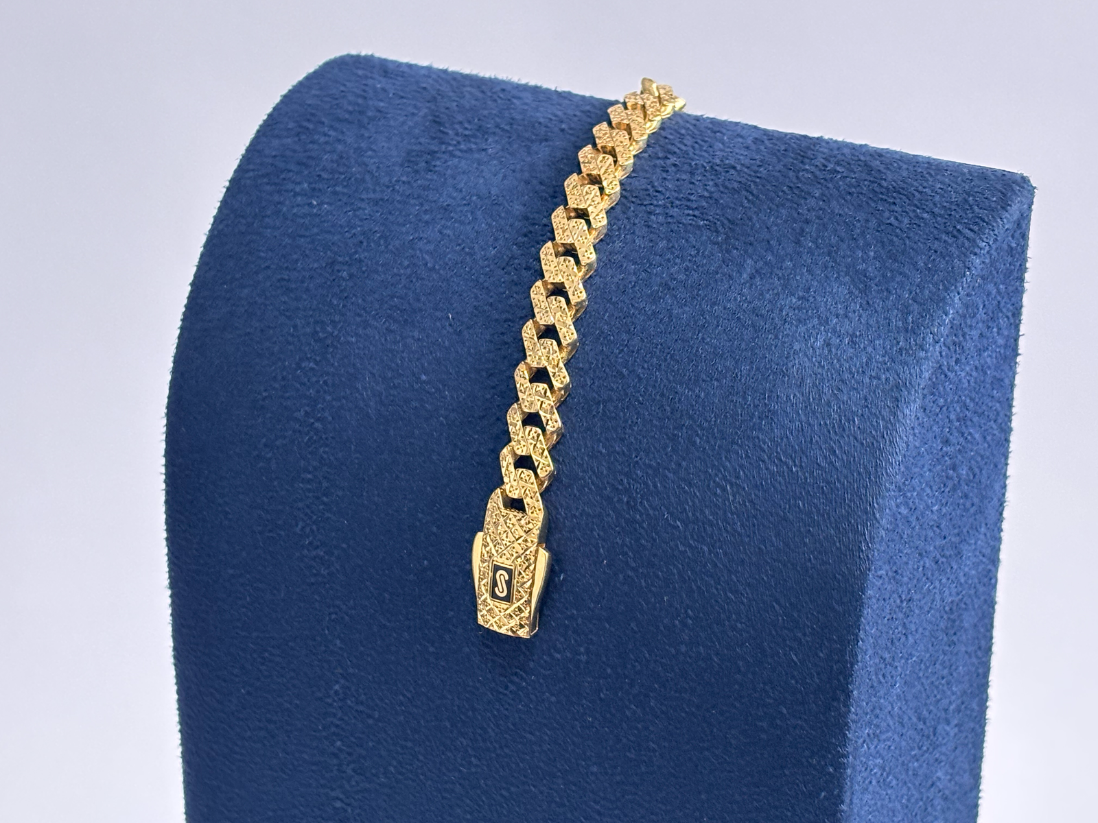 Pulso Mónaco – Cubano adiamantado (8 mm)