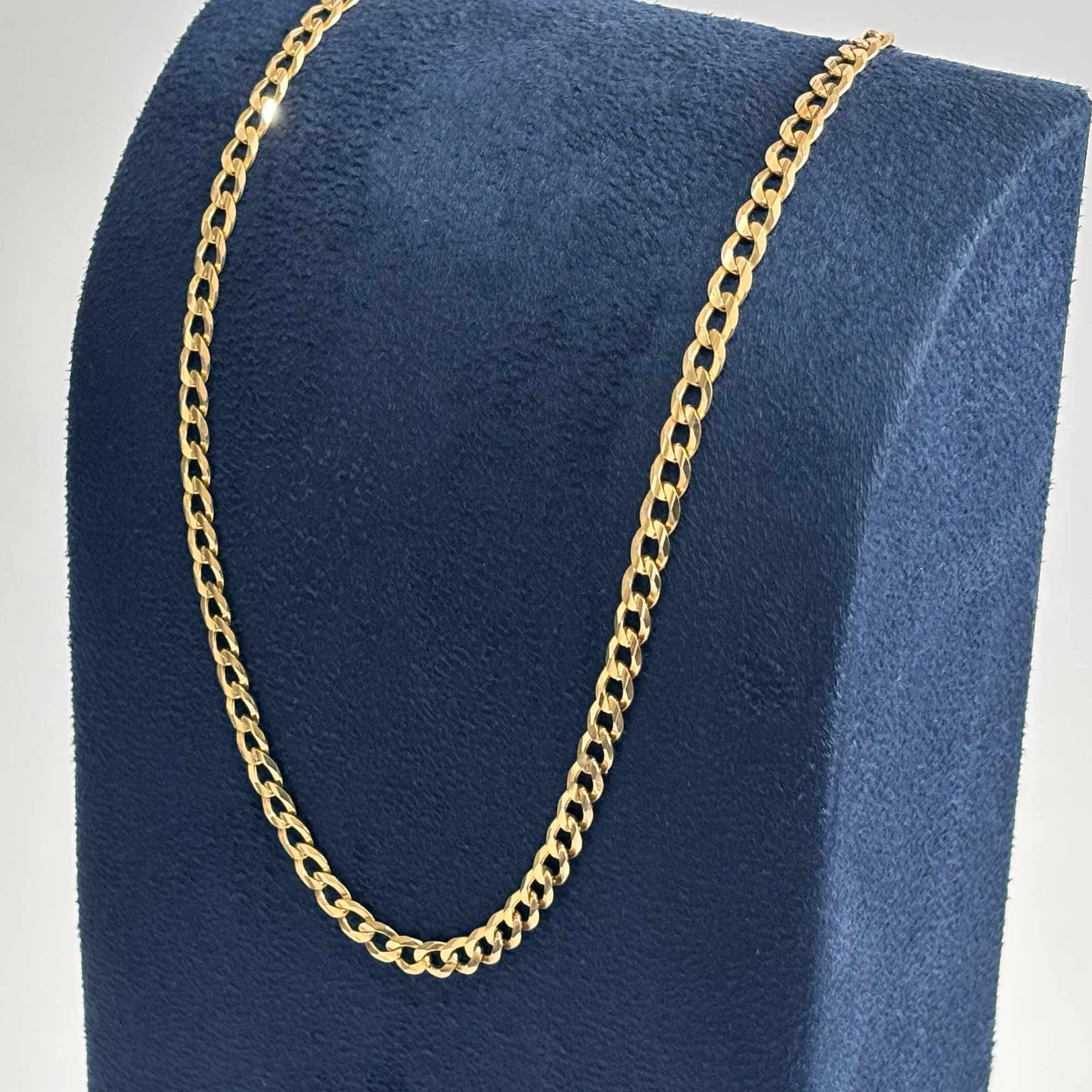 Cadena Barbada – Modelo sólido nacional